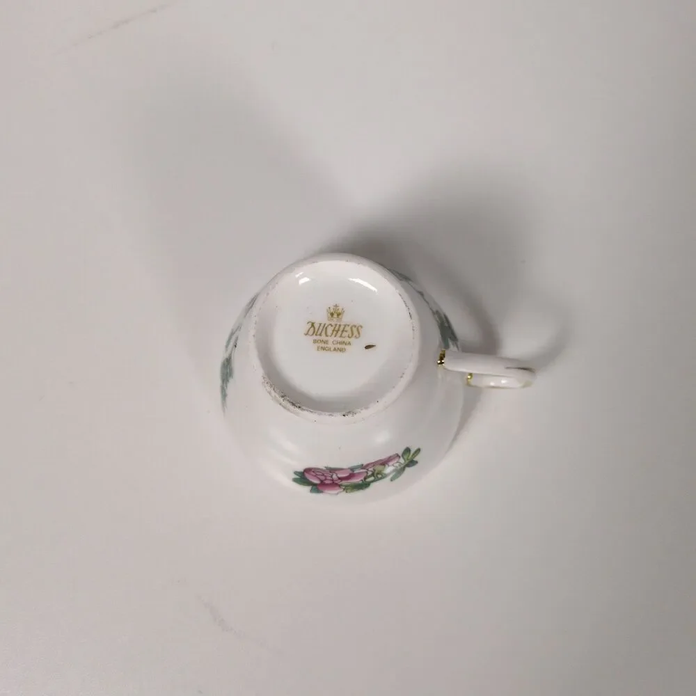 Vintage Duchess England Bone China Floral Tea Cups & Saucers Set of 5 Gold Trim